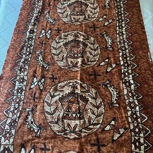 2 Pieces Hawaiian Fabric - vintage